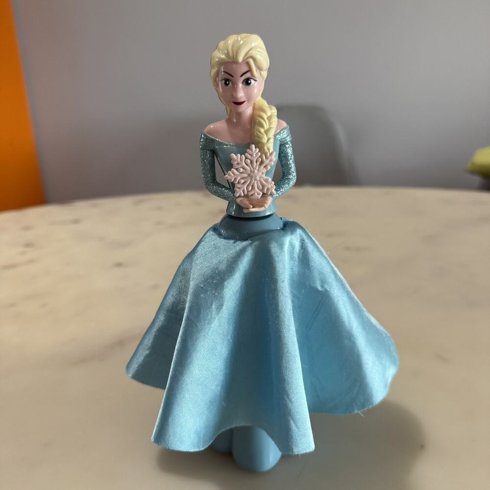 Disney Frozen Elsa Fashion Doll Blue Dress Light Chaser Toy For Girl